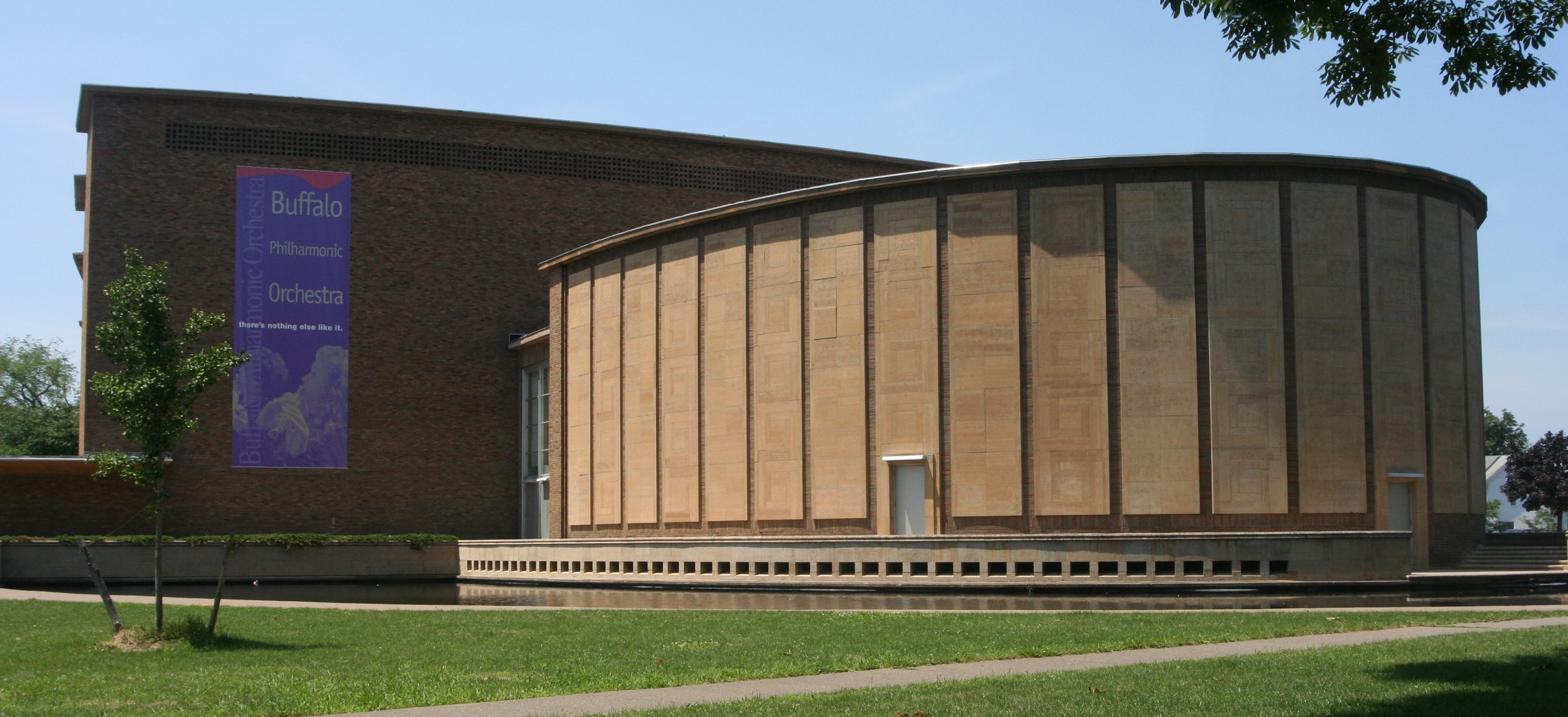 New Kleinhans Centerstage series, a chance to get intimate with music