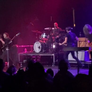 Death Cab For Cutie – We Looked Like Giants