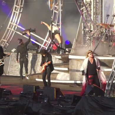 Mötley Crüe at Highmark Stadium Mötley Crüe at Highmark Stadium