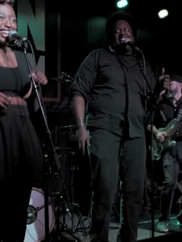 Farrow | Find You Out | Live Performance from Town Ballroom