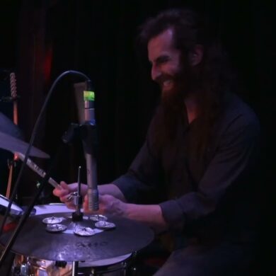 Coral Moons – I feel Alive