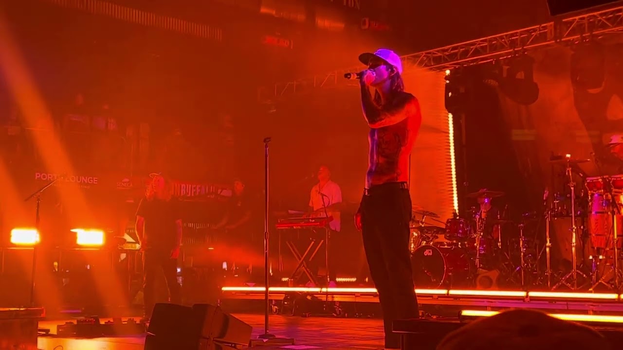 Dirty Heads @ Buffalo RiverWorks (Island Glow)