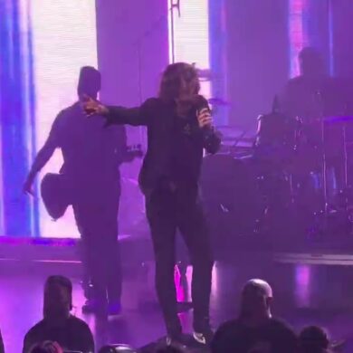 Beartooth – Devastation – Live at Town Ballroom in Buffalo, NY on 7/23/24 Beartooth – Devastation – Live at Town Ballroom in Buffalo, NY on 7/23/24