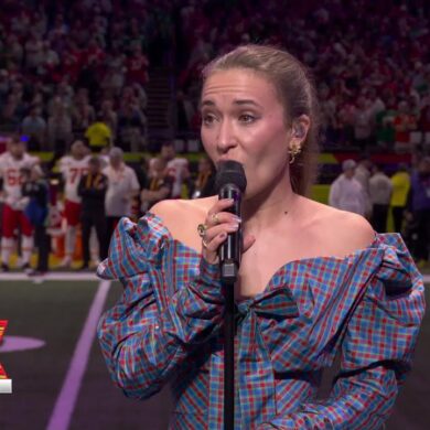 Lauren Diagle Sings America the Beautiful at Super Bowl LIX Lauren Diagle Sings America the Beautiful at Super Bowl LIX