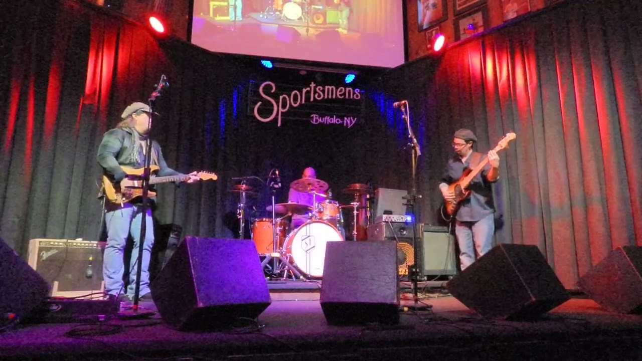 Power TRIO Jamie Holka, Paul Yates & Shannon Street at Sportsmans 3-26-2025 A Unique Ending To A Jam