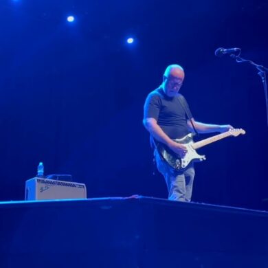 2025 09 12 Bob Mould   Buffalo, NY (Town Ballroom) “Here We Go Crazy” tour (SOLO) FULL SHOW