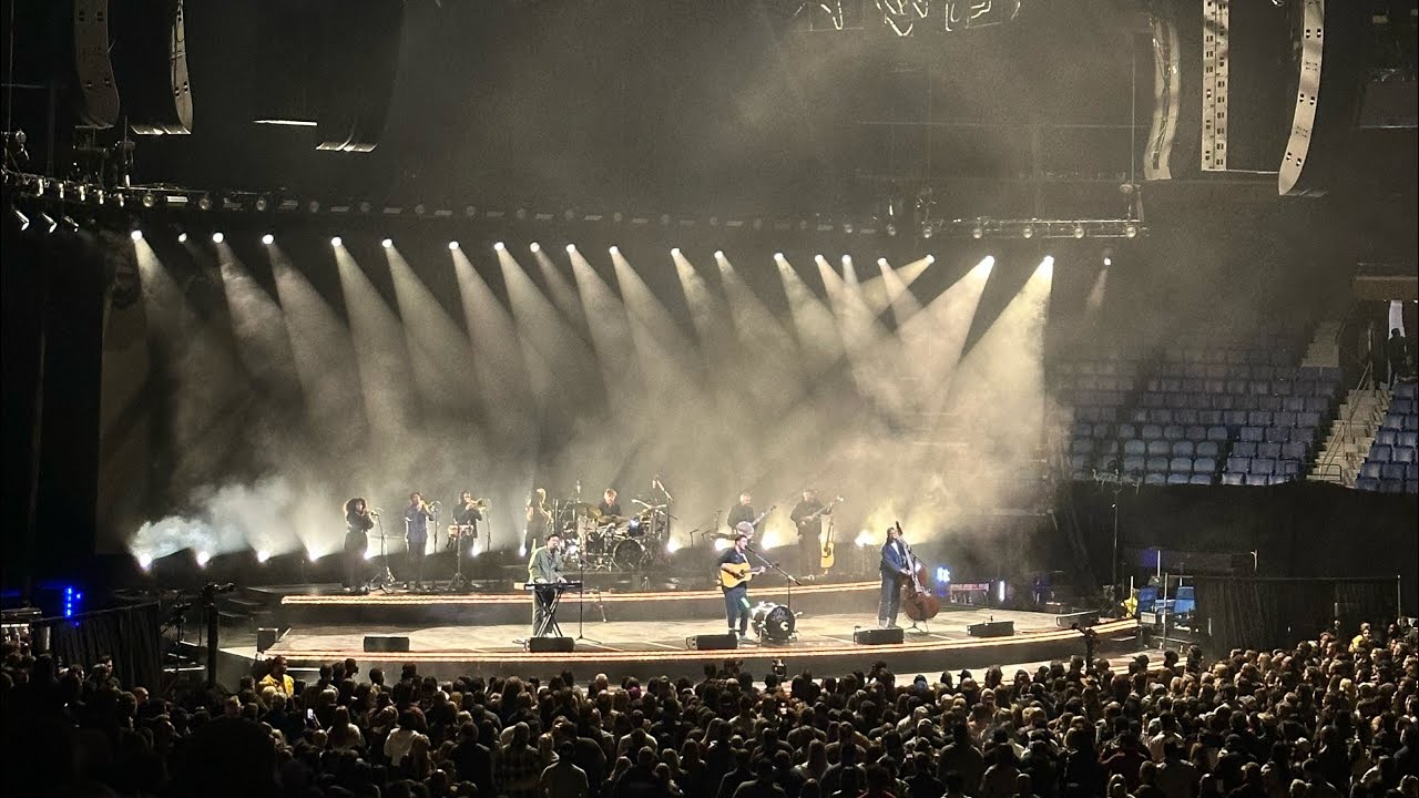 Mumford & Sons – Little Lion Man (Live at KeyBank Center, Buffalo, NY – 10/16/2025)