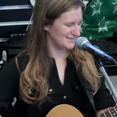 Star Buds Tiny Dispensary Concert – Girls of Grosh Star Buds Tiny Dispensary Concert – Girls of Grosh