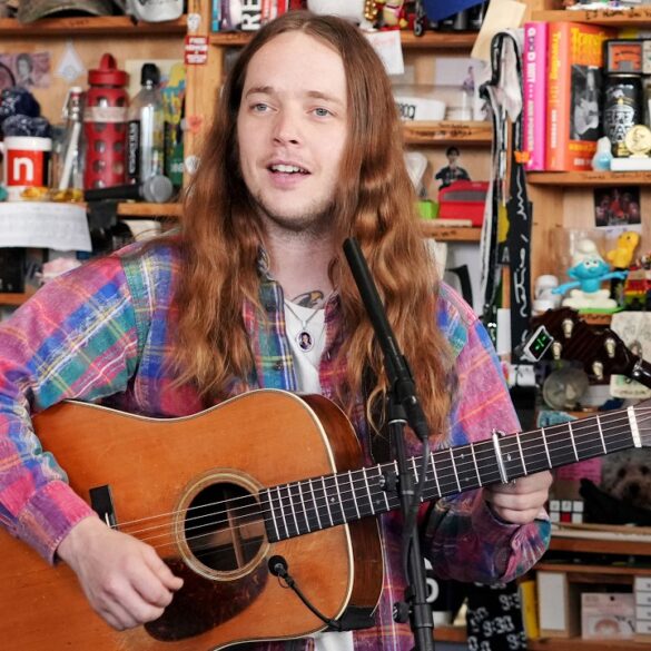 Billy Strings: Tiny Desk Concert