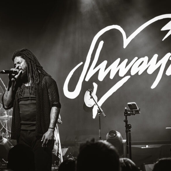 Shwayze @ Electric City