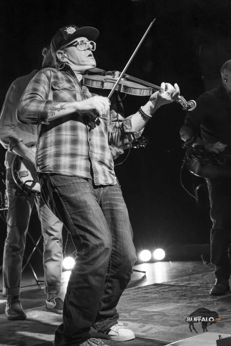 The Infamous Stringdusters @ Electric City