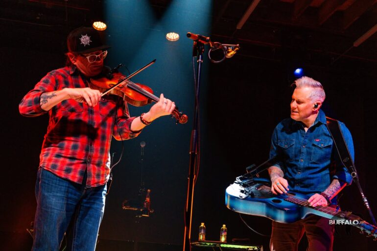 The Infamous Stringdusters @ Electric City