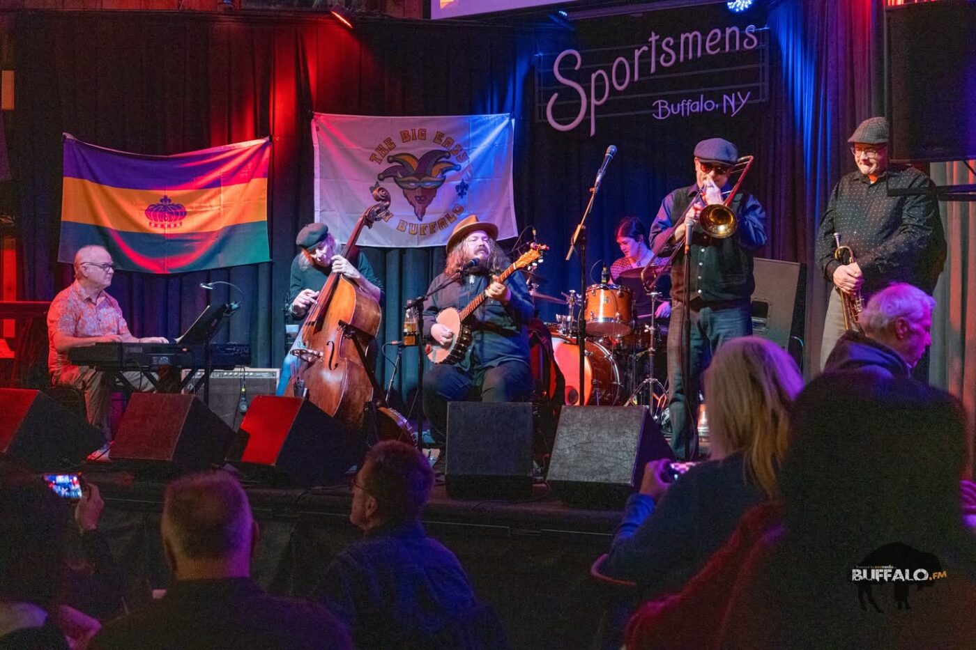 The Big Easy In Buffalo Mardi Gras Jam - Banjo Juice Jazz Band