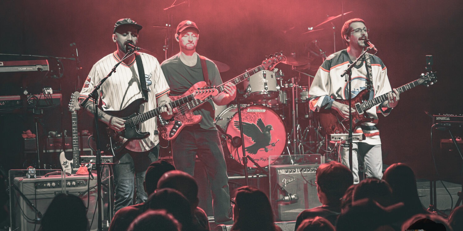 Aqueous ‘Reunites’ @ Town Ballroom