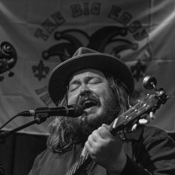 The Big Easy In Buffalo Mardi Gras Jam – Banjo Juice Jazz Band