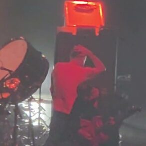 Morrissey - There Is a Light That Never Goes Out (encore) LIVE Buffalo, NY 9-22-2026